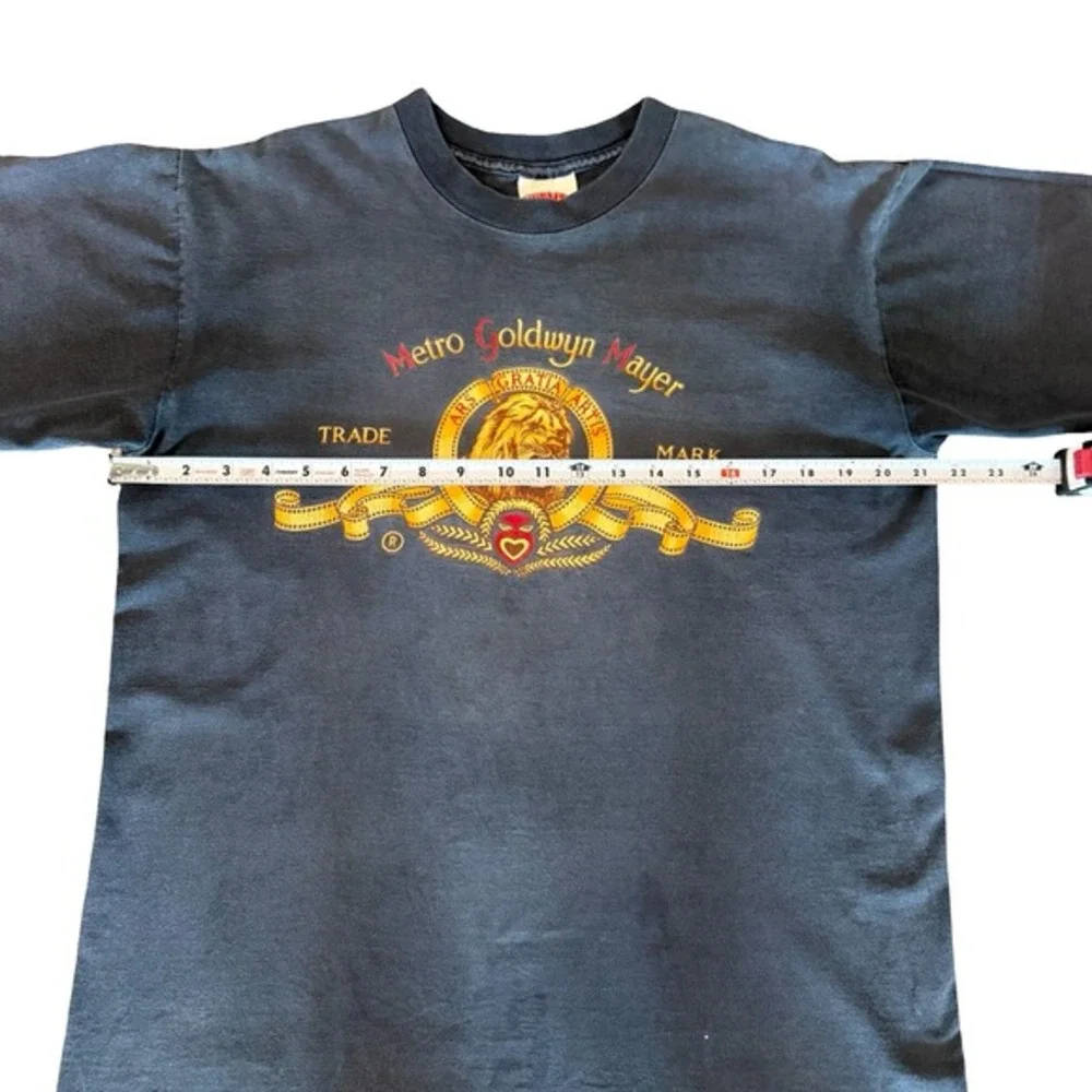 Vintage‎ 90s Metro Goldwyn Mayer MGM Movie Promo T Shirt Nutmeg Mens L